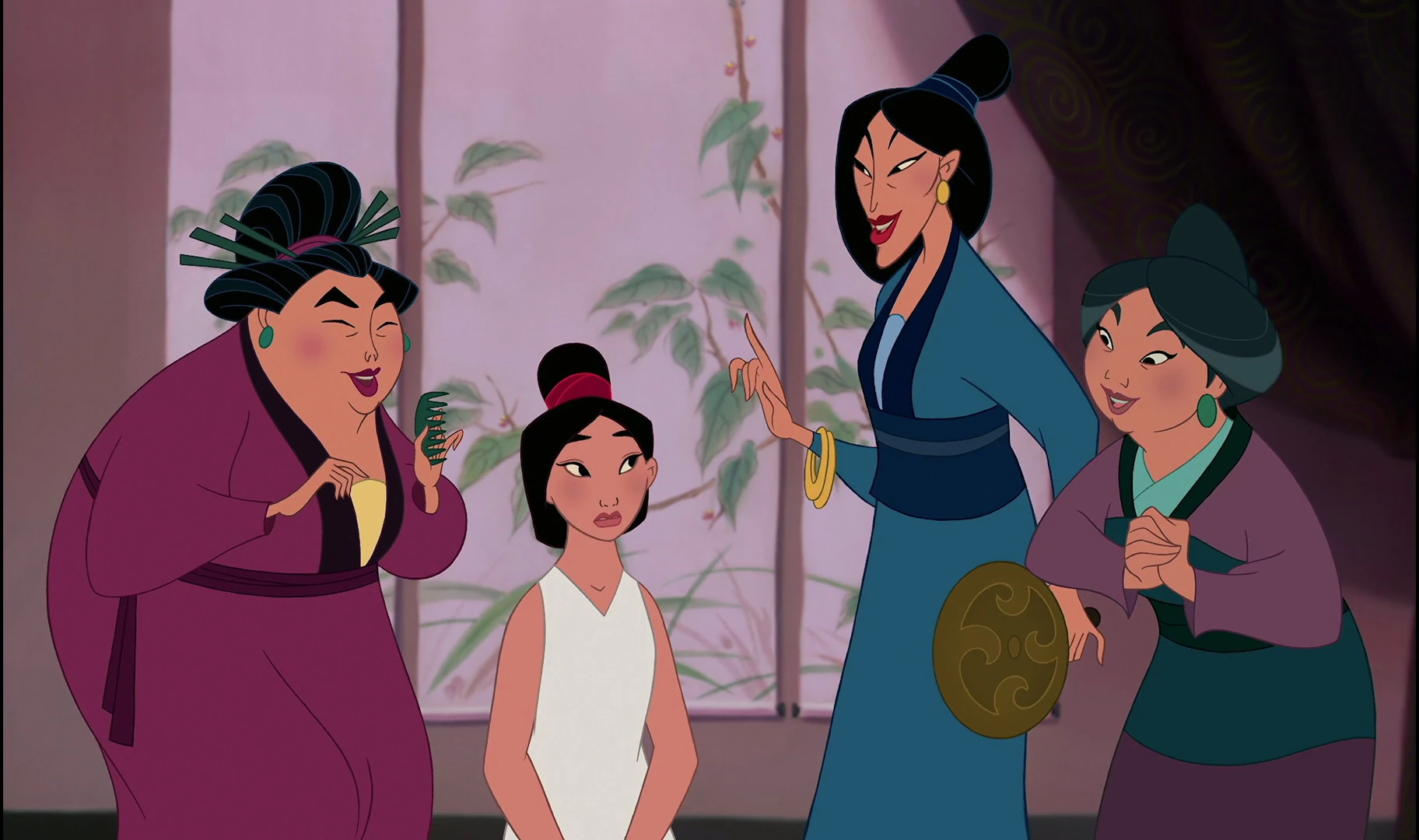 Mulan se arrumando